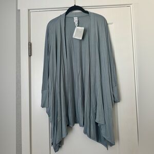 NWT Wynne Layers Thin Cardigan in XL